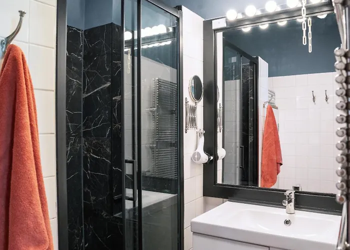 Authentic Rai Apartment Amsterdam